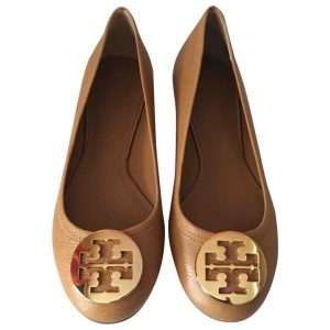 Tory Burch ballet flats real vs fake. How to spot fake Tory Burch shoes and  ballet flats 